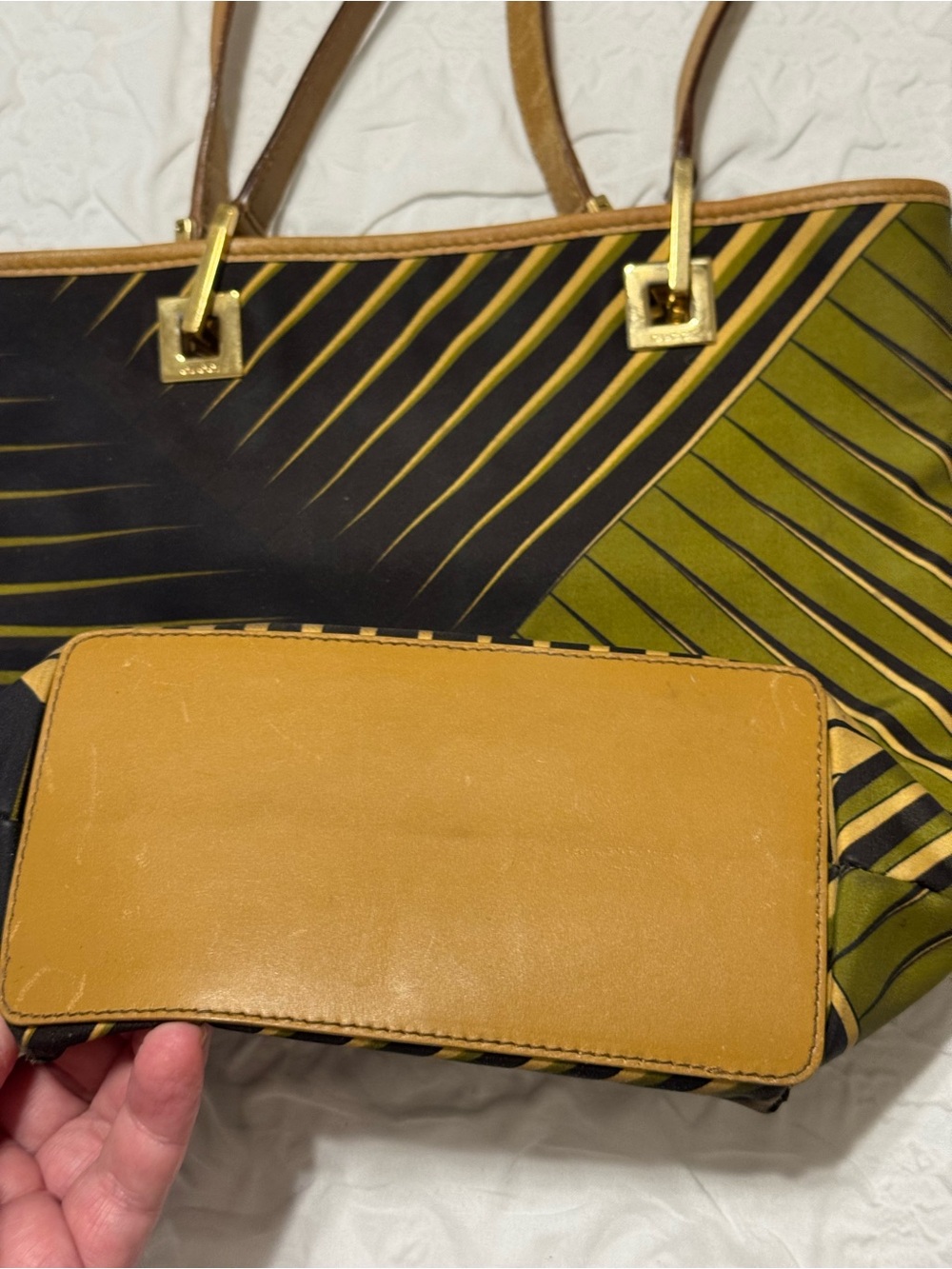Vintage Gucci Rare Striped Two-Tone Tote Bag in Olive & Brown - Picture 2 of 8